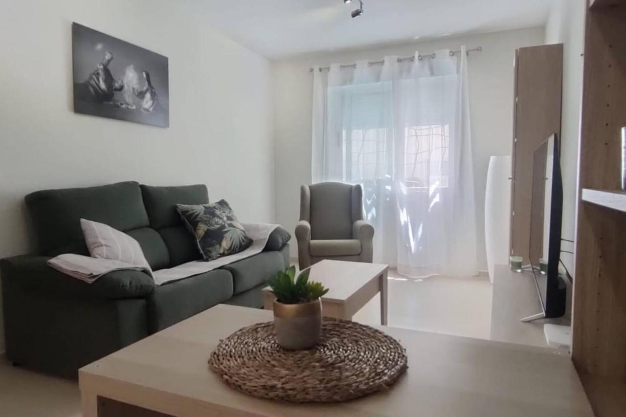 Apartamento Con Piscina Cerca De La Playa 가루차 외부 사진