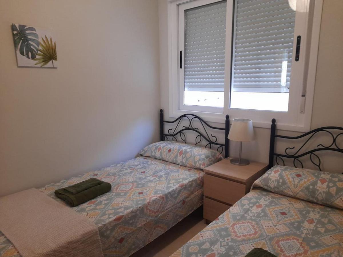 Apartamento Con Piscina Cerca De La Playa 가루차 외부 사진