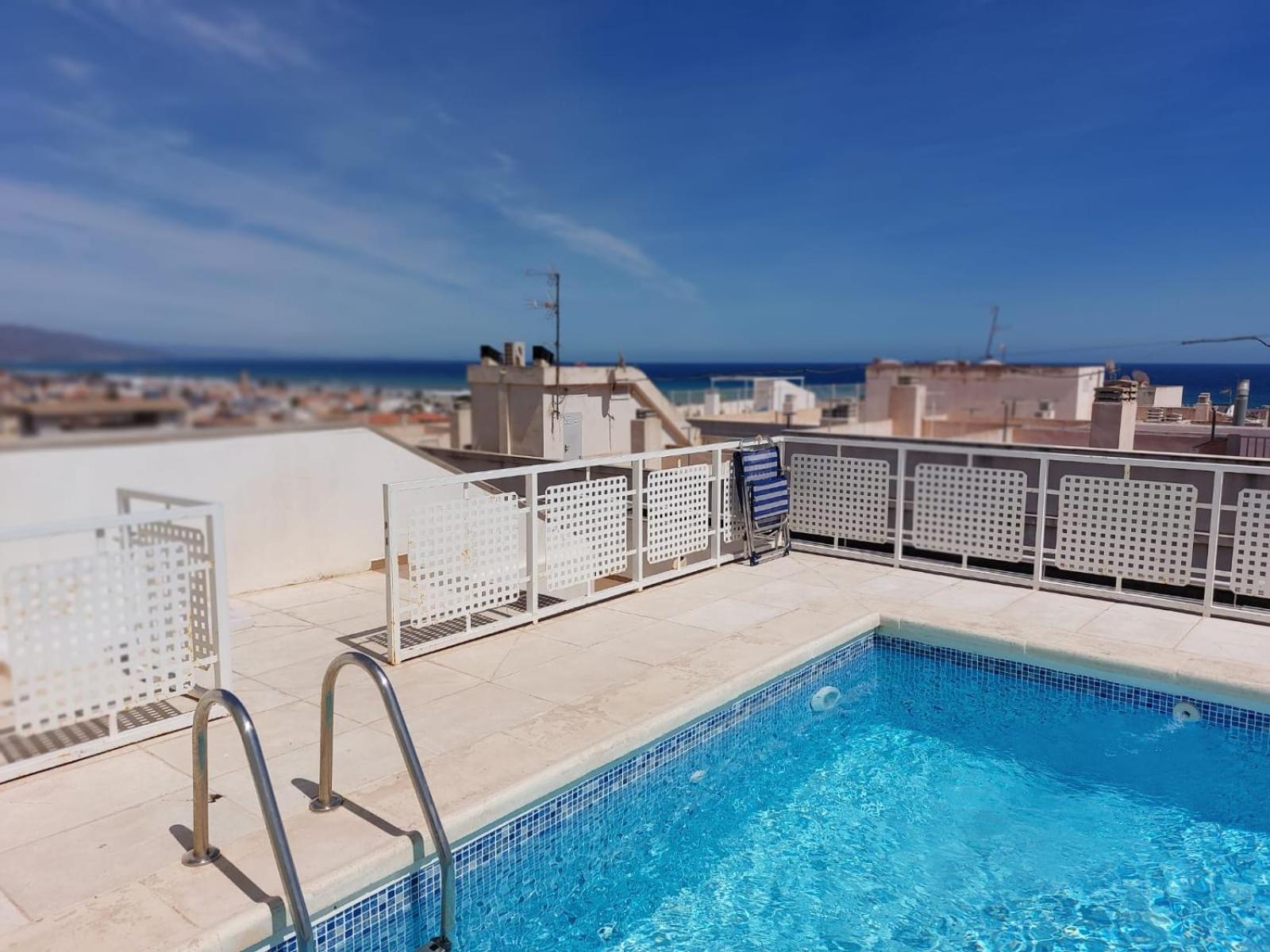 Apartamento Con Piscina Cerca De La Playa 가루차 외부 사진
